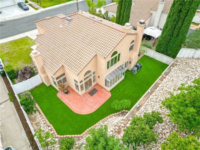 28950 Clear Spring, Highland, CA 92346