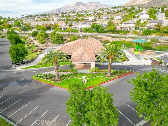 28950 Clear Spring, Highland, CA 92346