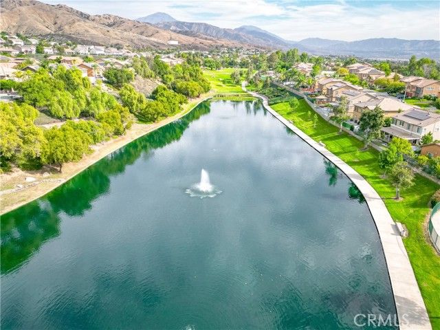 28950 Clear Spring, Highland, CA 92346