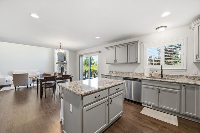 10282 High Meadow, Saline, MI 48176