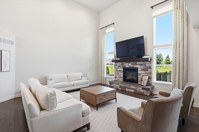 10282 High Meadow, Saline, MI 48176