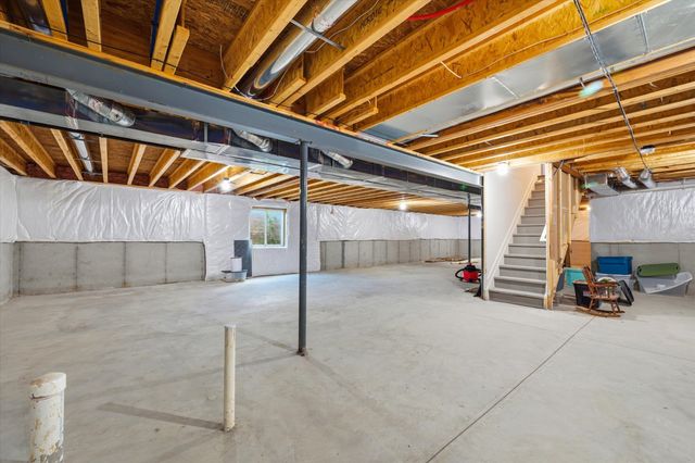 10282 High Meadow, Saline, MI 48176