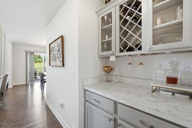 10282 High Meadow, Saline, MI 48176