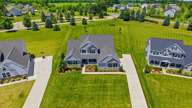 10282 High Meadow, Saline, MI 48176