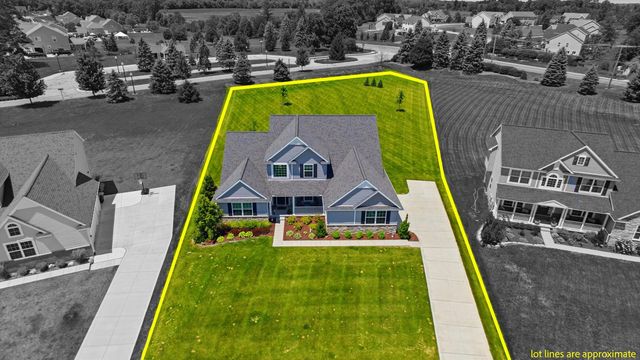 10282 High Meadow, Saline, MI 48176