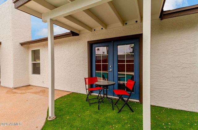 10705 E MERCER Lane, Scottsdale, AZ 85259