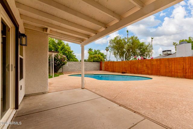 10705 E MERCER Lane, Scottsdale, AZ 85259
