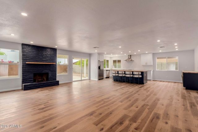 10705 E MERCER Lane, Scottsdale, AZ 85259