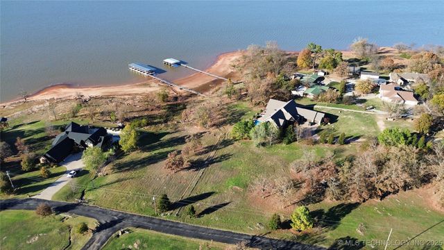 3 Channel Road, Eufaula, OK 74432