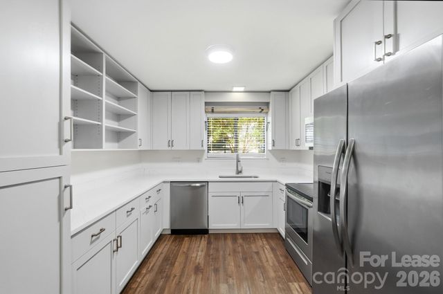 2900 Heathstead Place I, Charlotte, NC 28210