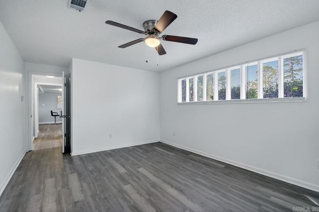 19 Kings Court, Little Rock, AR 72211