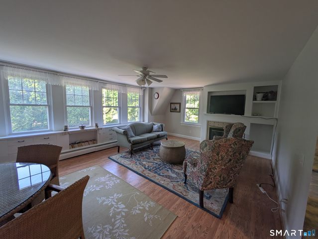 38 Lords Hill Road 6, Stonington, CT 06378