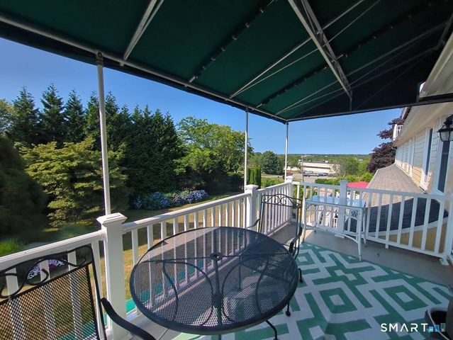38 Lords Hill Road 6, Stonington, CT 06378