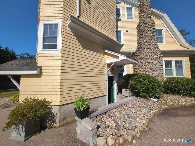 38 Lords Hill Road 6, Stonington, CT 06378