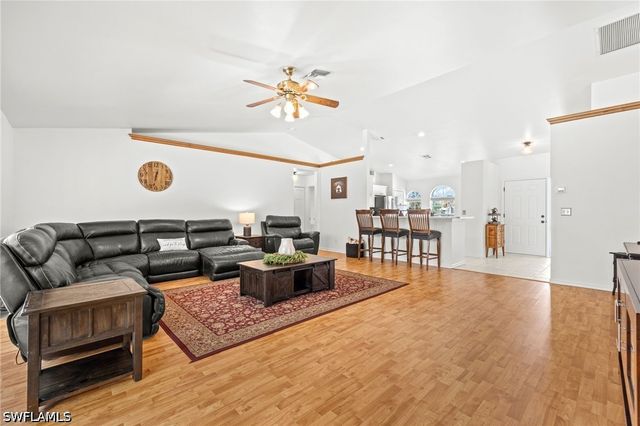 570 22nd ST NE, Naples, FL 34120