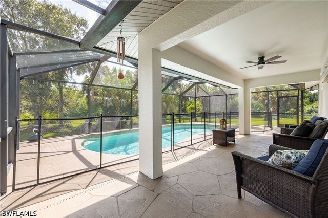570 22nd ST NE, Naples, FL 34120