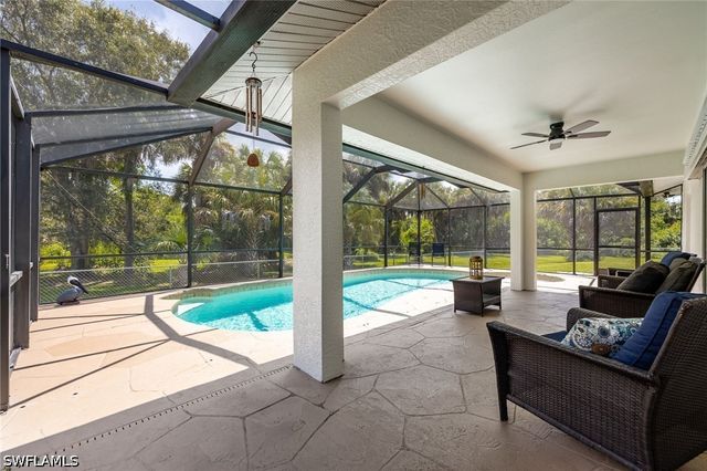 570 22nd ST NE, Naples, FL 34120