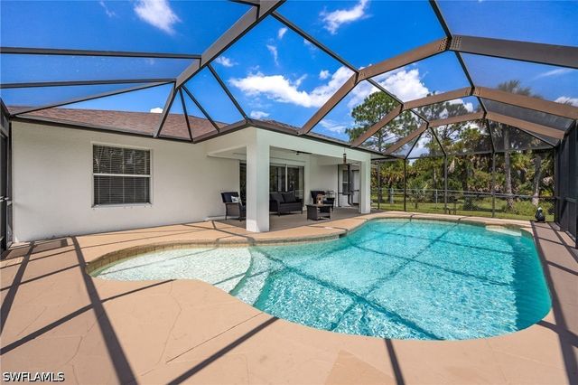 570 22nd ST NE, Naples, FL 34120