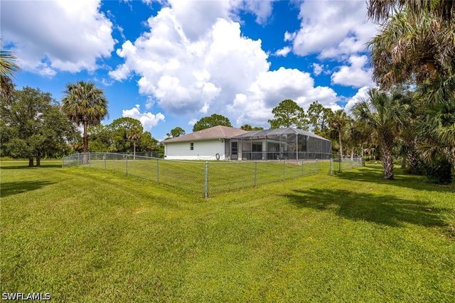 570 22nd ST NE, Naples, FL 34120