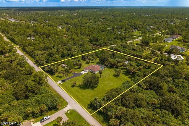 570 22nd ST NE, Naples, FL 34120