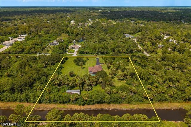 570 22nd ST NE, Naples, FL 34120
