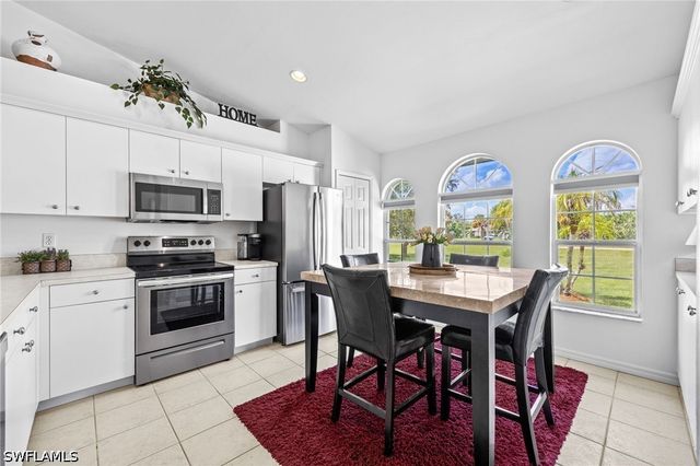 570 22nd ST NE, Naples, FL 34120