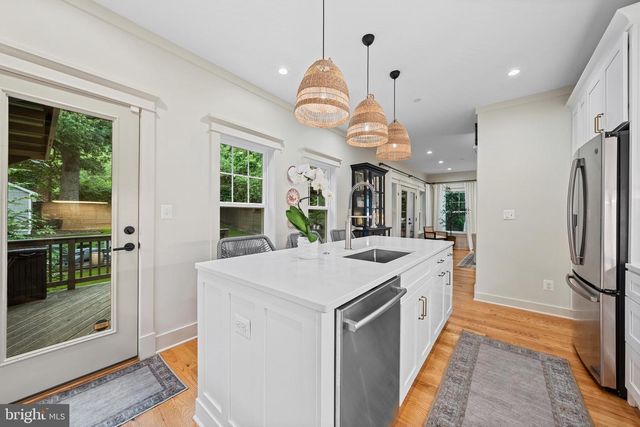 4102 HAMILTON ST, Hyattsville, MD 20781