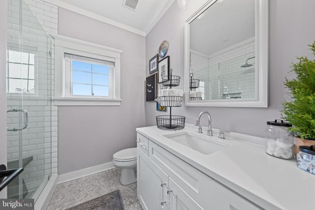 4102 HAMILTON ST, Hyattsville, MD 20781