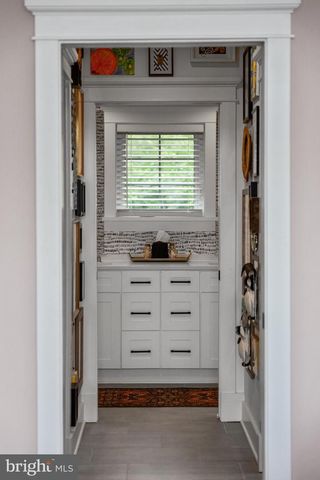 4102 HAMILTON ST, Hyattsville, MD 20781