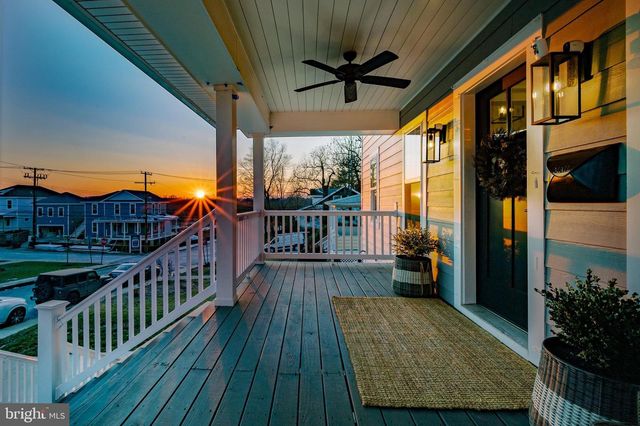 4102 HAMILTON ST, Hyattsville, MD 20781