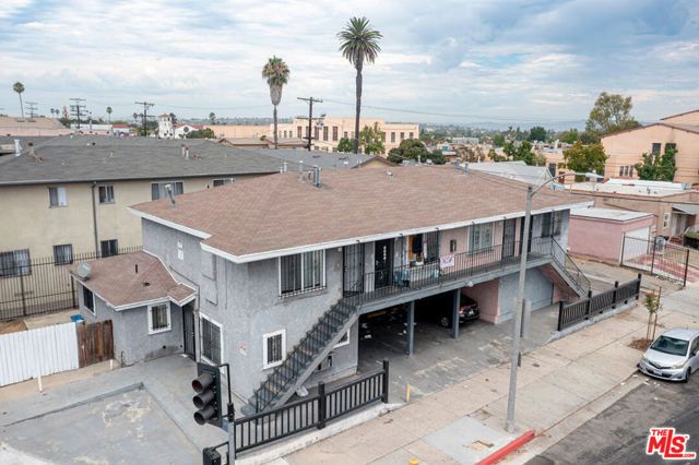 1901 W Florence Avenue, Los Angeles, CA 90047