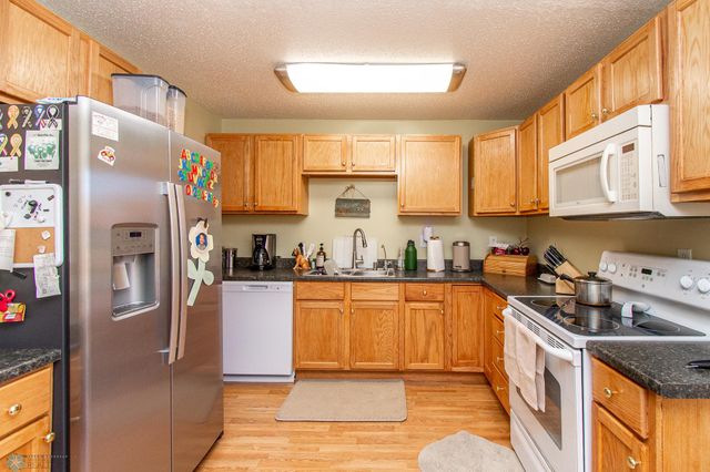 338 13th Avenue E, West Fargo, ND 58078