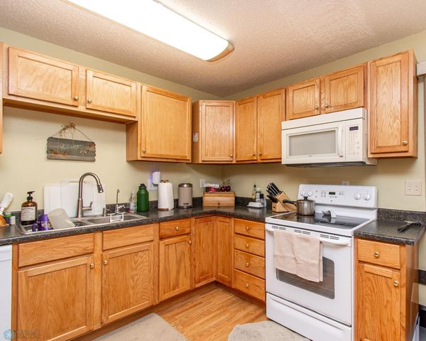 338 13th Avenue E, West Fargo, ND 58078