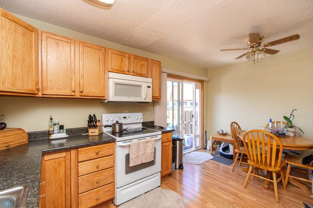 338 13th Avenue E, West Fargo, ND 58078
