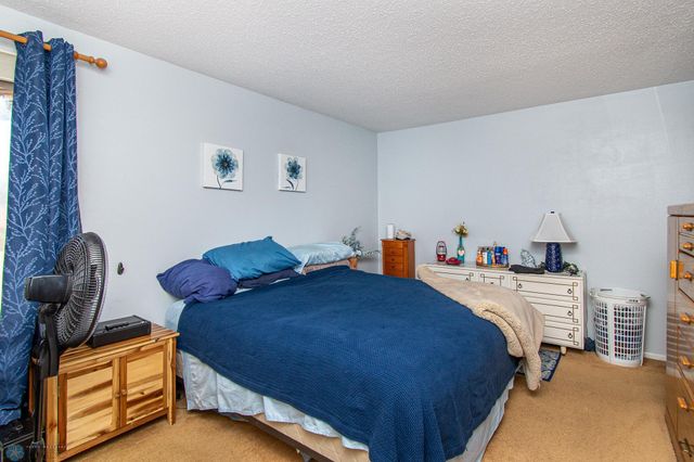 338 13th Avenue E, West Fargo, ND 58078