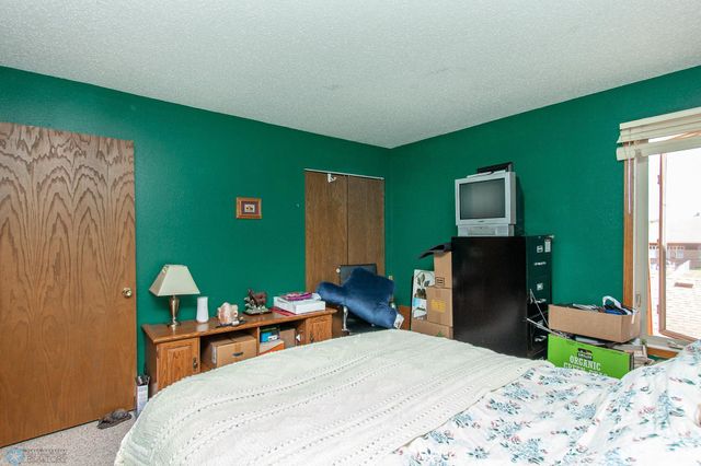 338 13th Avenue E, West Fargo, ND 58078