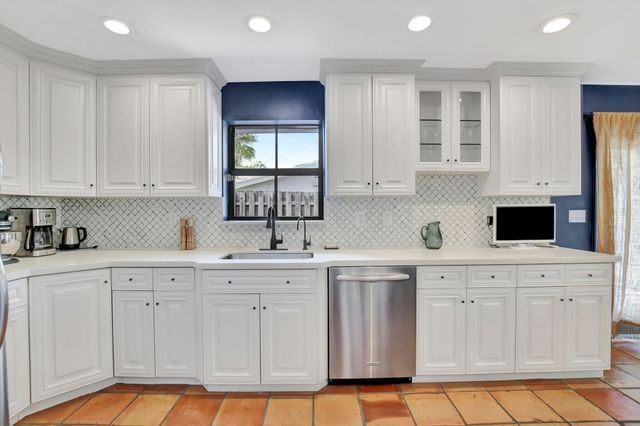 801 SW 5th Street, Boca Raton, FL 33486