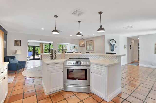 801 SW 5th Street, Boca Raton, FL 33486