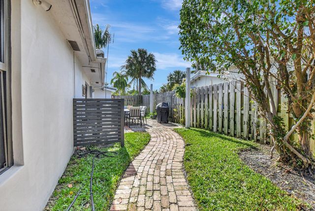 801 SW 5th Street, Boca Raton, FL 33486