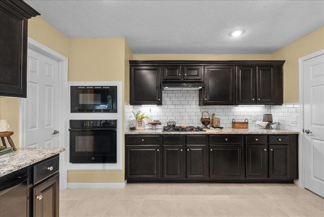 6406 Black Hills Trail, League City, TX 77573