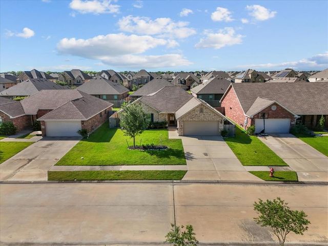 6406 Black Hills Trail, League City, TX 77573