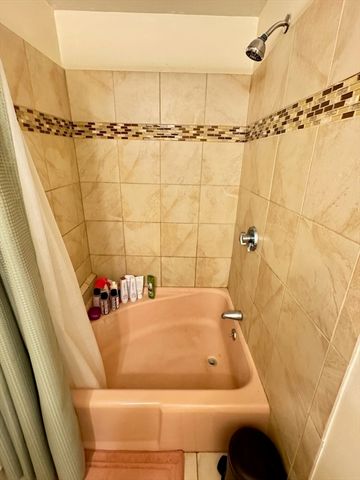 11 Gorham St. 5, Boston, MA 02134