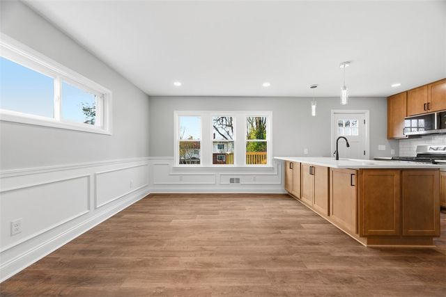 2214 Saranac Ave, Beechview, PA 15216