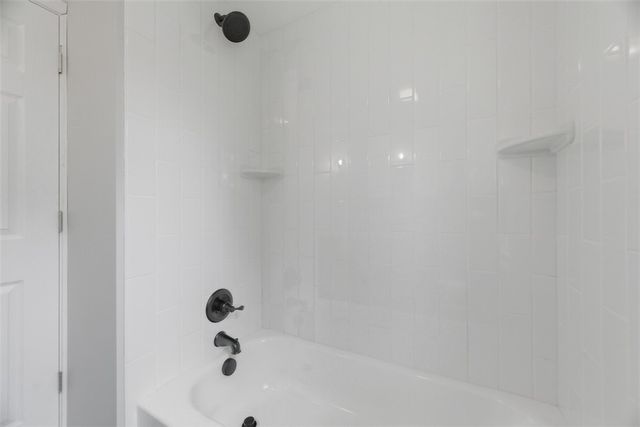 2214 Saranac Ave, Beechview, PA 15216