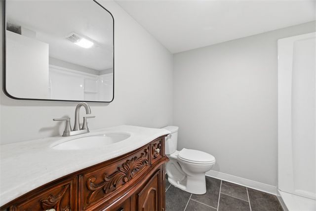 2214 Saranac Ave, Beechview, PA 15216