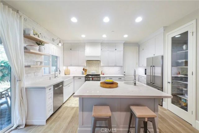 7026 Village, Eastvale, CA 92880