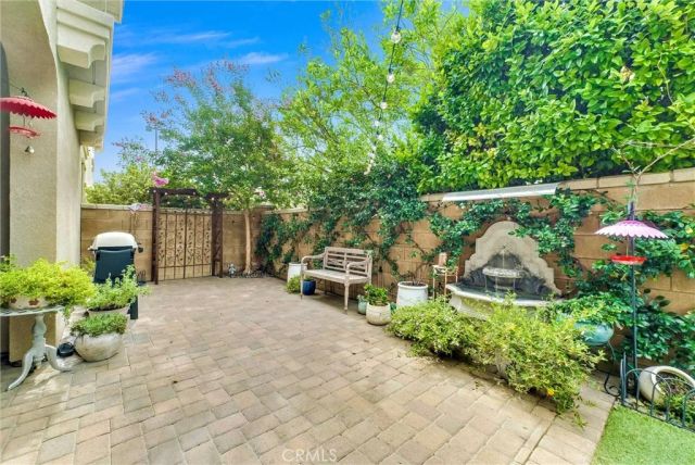 7026 Village, Eastvale, CA 92880