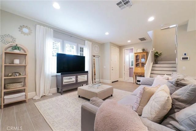 7026 Village, Eastvale, CA 92880