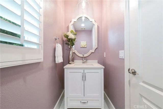 7026 Village, Eastvale, CA 92880