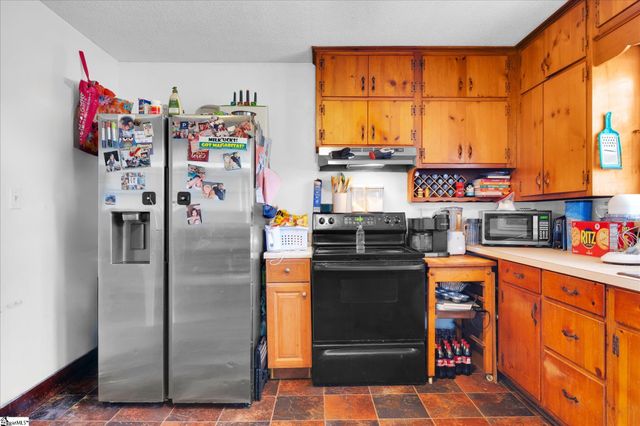 7703 Moorefield Memorial Highway, Liberty, SC 29657